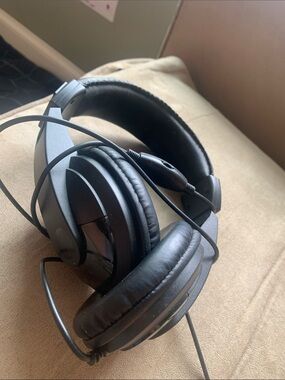 Black Wired Over-Ear Headphones for Roland piano and other.